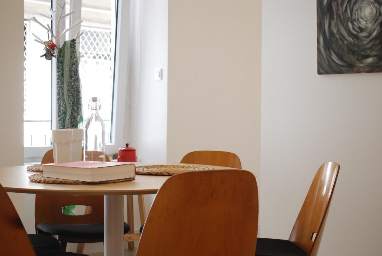 Stylish Studios Apartment In The City Center With Air Conditioning Budapest Exterior foto
